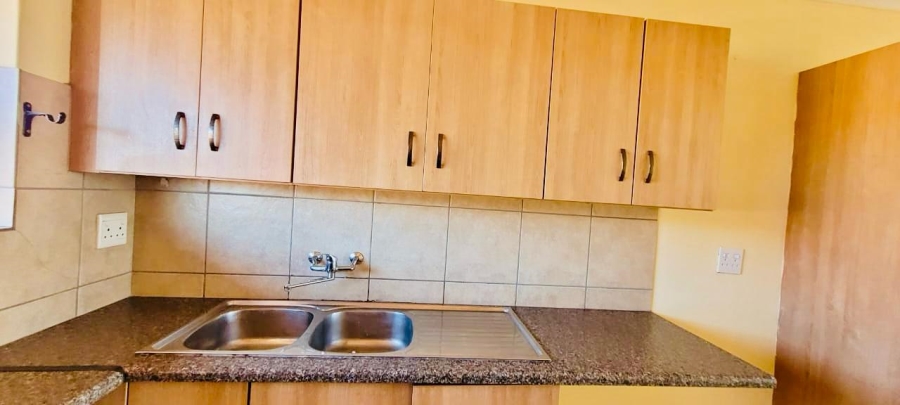 2 Bedroom Property for Sale in Pellissier Free State